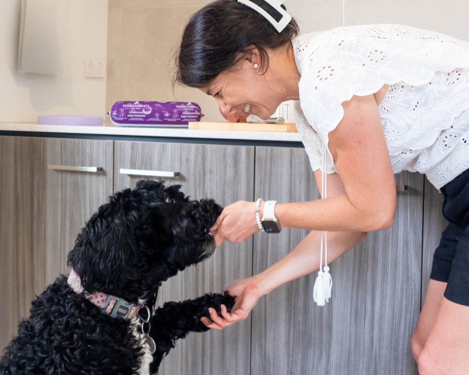 Farmers Mate for Pets 1500x1200 Lifestyle